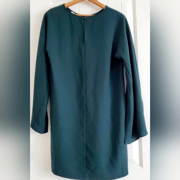Forever 21 green slit-sleeve crepe shift dress - Picture 5 of 5